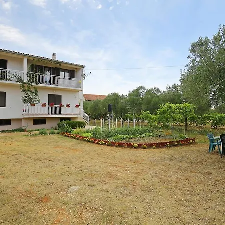 Apartments Sukosan Apartmán *