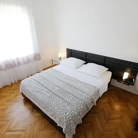 Apartments Sukosan Sukošan